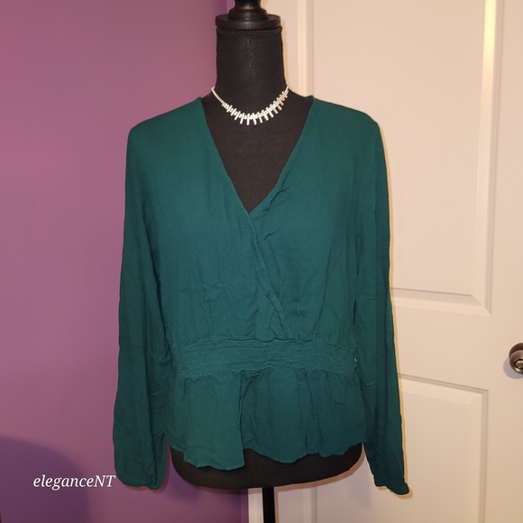 Express Faux Wrap Style Women's Blouse Sz: L - Picture 4 of 7